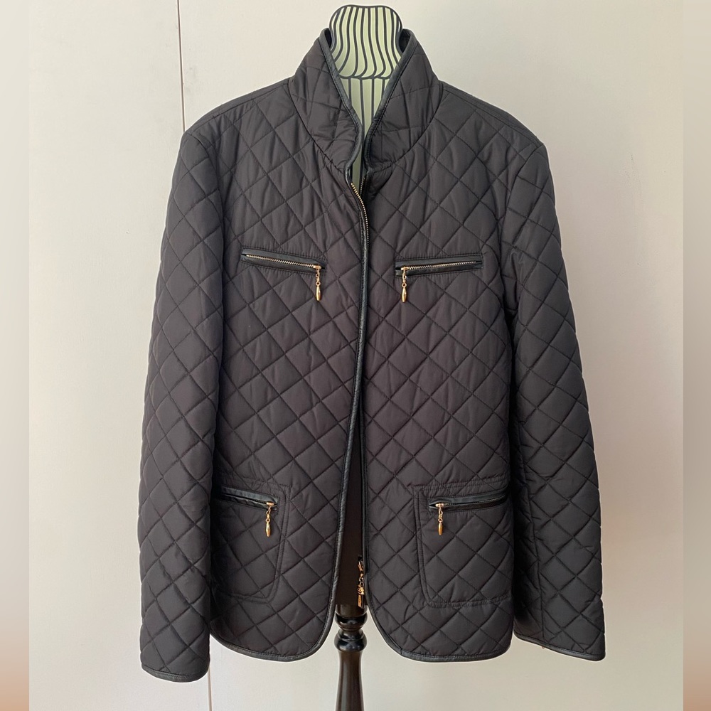 St John black quilted jacket w/ leather trim and gold hardware- brand new size M